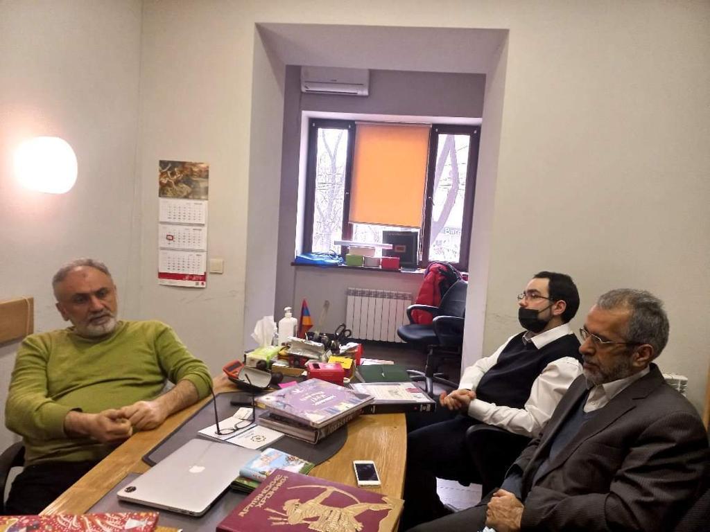 Встреча издательства “Садра” с книготорговцами Армении